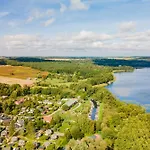 Südkugel - Kugelhaus In ökologischer Bauweise Am Tollensesee