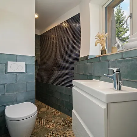 Suedkugel - Kugelhaus In Oekologischer Bauweise Am Tollensesee Wustrow (Penzlin)